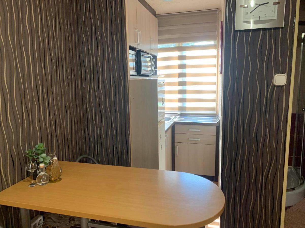 Gunarasi Villa Jacuzzival Dombóvár المظهر الخارجي الصورة